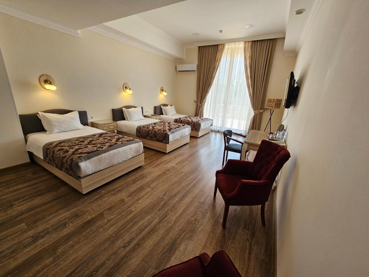 Silk Road Kokand Hotel ภายนอก รูปภาพ