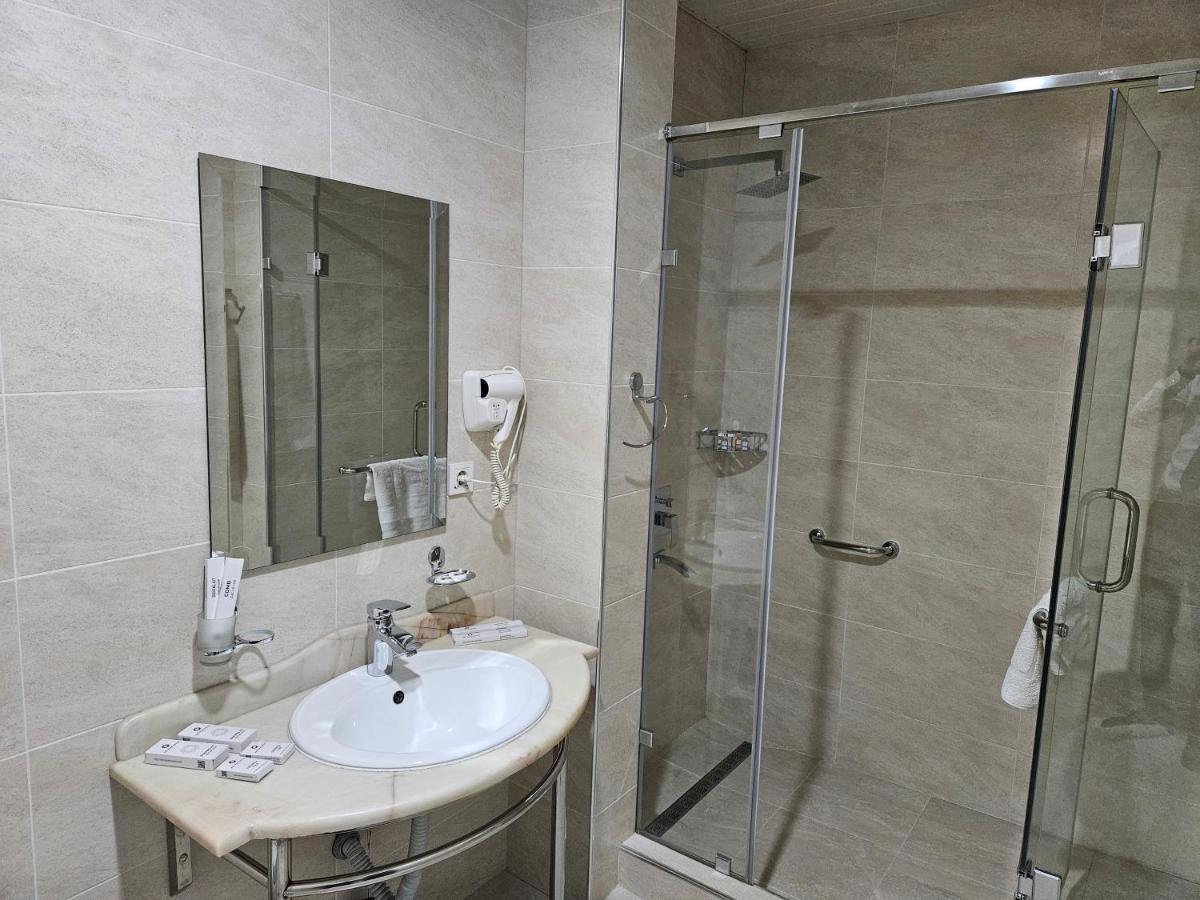 Silk Road Kokand Hotel ภายนอก รูปภาพ