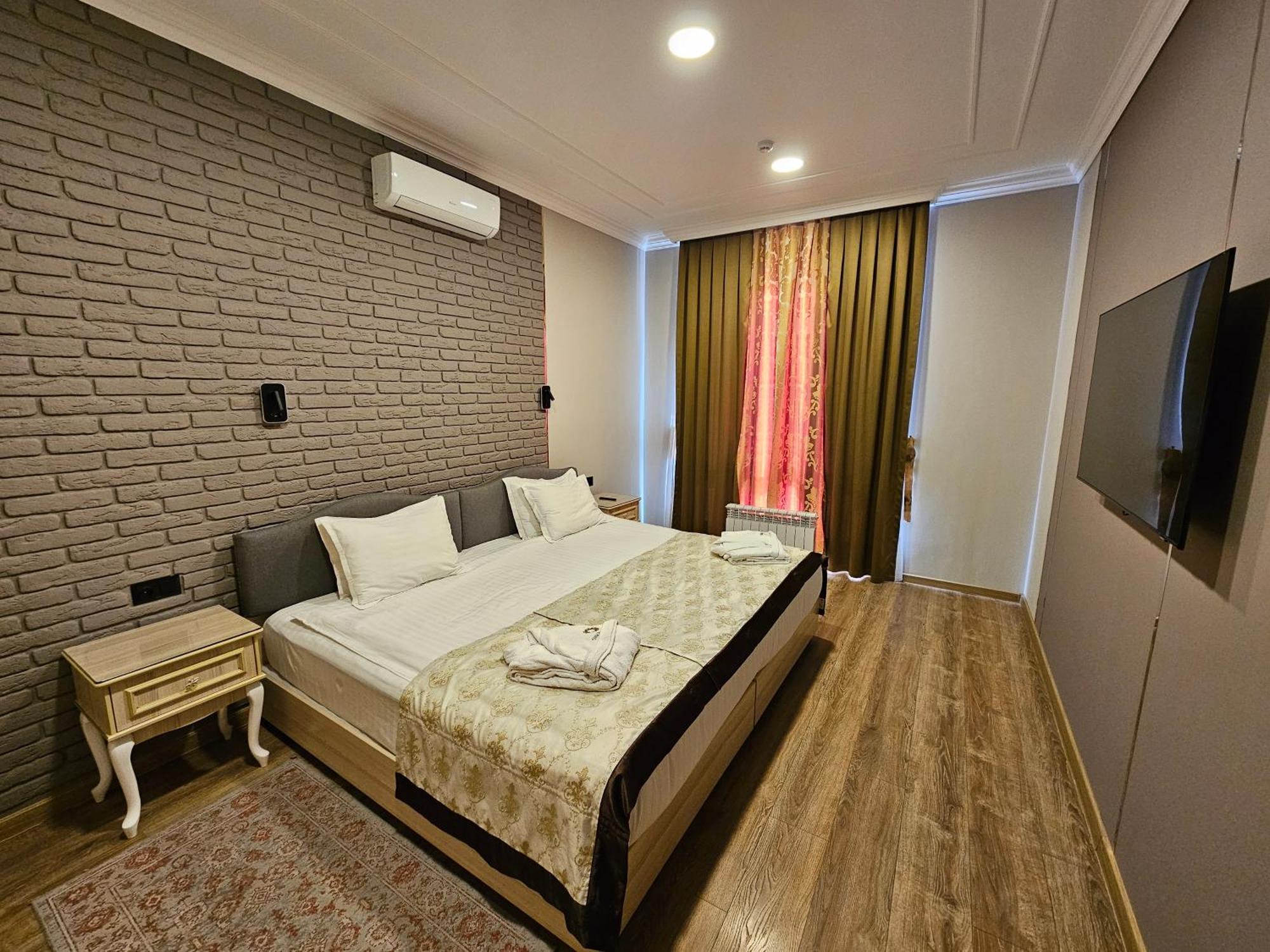 Silk Road Kokand Hotel ภายนอก รูปภาพ